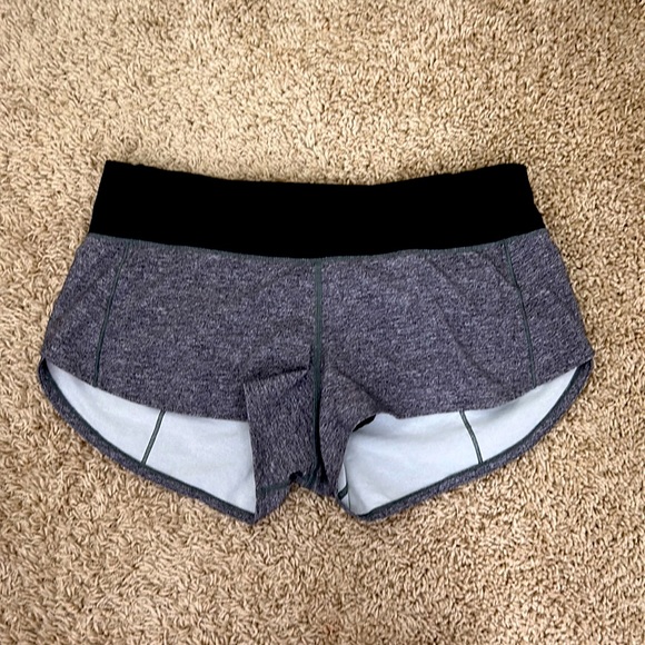 Lululemon Speed Up Shorts - Picture 1 of 4